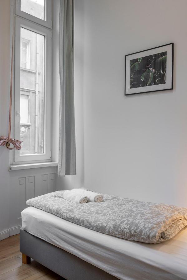 Central Grand Apartment With 5Bedrm 2Bathroom Budapest Eksteriør billede