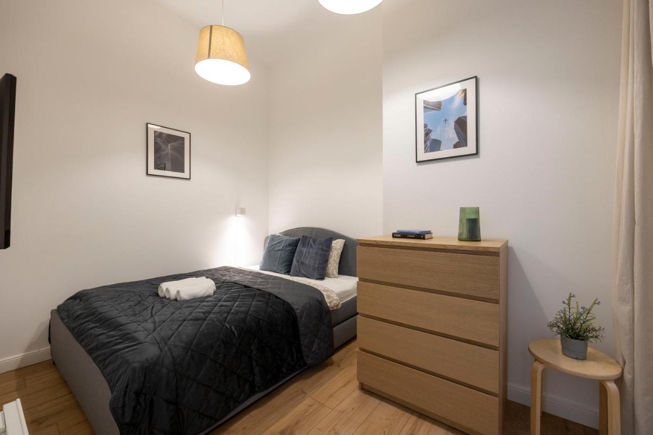 Central Grand Apartment With 5Bedrm 2Bathroom Budapest Eksteriør billede